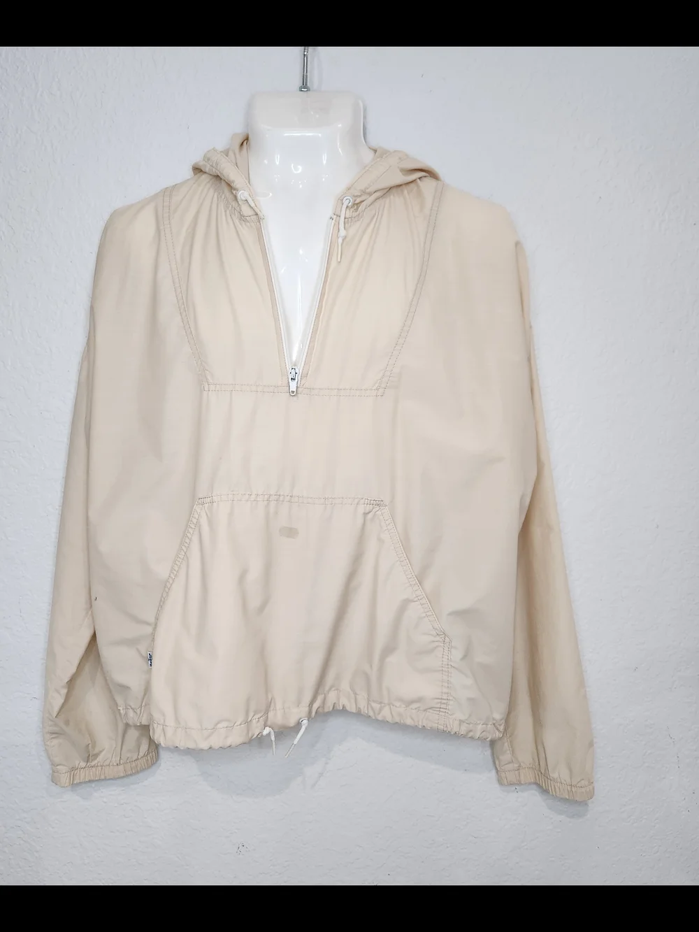 VTG LEVIS Light Beige Hooded Pullover Jacket
